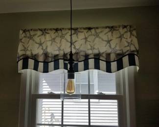 Window valances & blinds