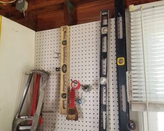 Levels  & tools