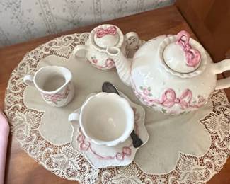 Andrea By Sadek Eloise Pink Rose Childs Tea Set second image