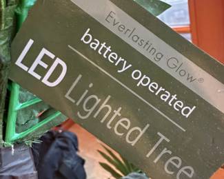 Everlasting Glow LED Lighted Palm Tree second image
