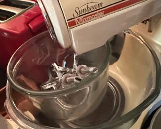 Vintage Sunbeam Mixmaster Speed Stand Mixer