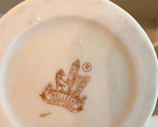 Belleek Ireland Shamrock Vase second image