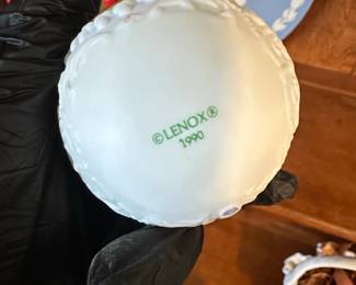 Lenox Winter Greetings Egg Ornament second image