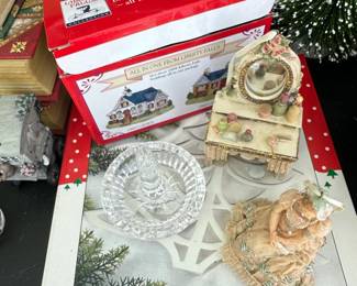 Liberty Falls Collection Christmas Buildings Set