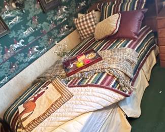 Rustic Lodge Themed Bedroom Set