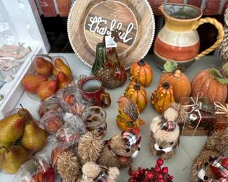 Fall Harvest Decorative Set