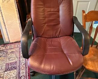 Brown Faux Leather Executive Office Chair