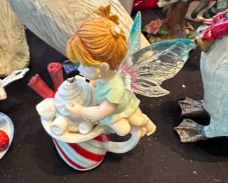Enesco My Little Kitchen Fairies Cupcake Sweetie Figurine