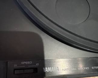 Yamaha YPU Natural Sound Stereo Turntable second image