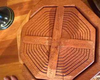 Wooden Folding Fruit Basket third image