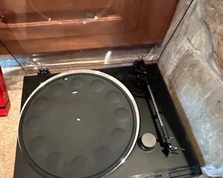 Yamaha YPU Natural Sound Stereo Turntable