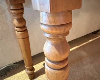 Ethan Allen Pine Console Table second image