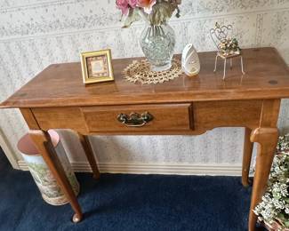 Ethan Allen Console Table