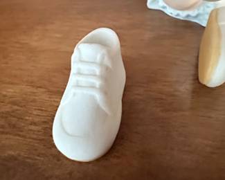 Lenox Babys First Shoes Figurine third image