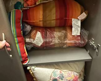 Decorative Throw Pillows Set