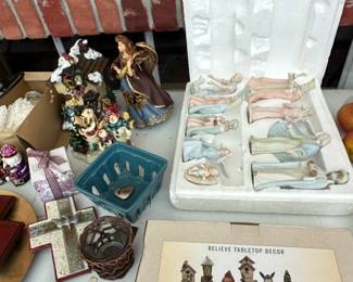 Nativity Scene Figurines and Believe Decor Set