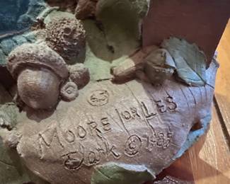 Tom Clark Moore or Les Pisces Telephone Repairmen Figurine second image