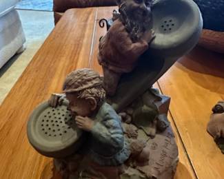 Tom Clark Moore or Les Pisces Telephone Repairmen Figurine