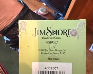 Jim Shore Heartwood Creek Jilly Cat Figurine with Fishbowl second image