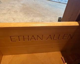 Ethan Allen Pine Console Table third image