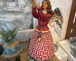 Jim Shore Heartwood Creek Peace on Earth Angel Figurine