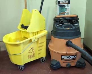 RIDGID 14 Gal ShopVac w Commercial Mop Bucket