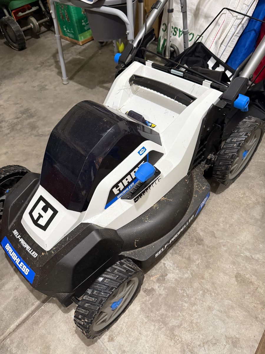 Hart electric lawn mower