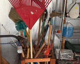 Lawn tools