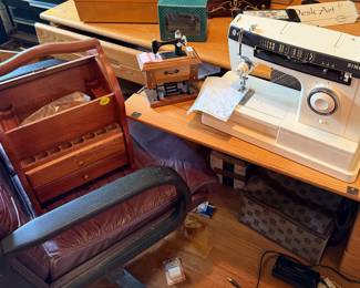 Vintage Sewing Box & Machine