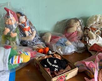 Stuffed dolls