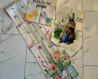 Table Runner & Flags