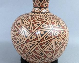 Mata Ortiz Polychrome Pottery Vase, Artist Signed "Gerardo Mora Tena", Mexico, 5.25" Tall