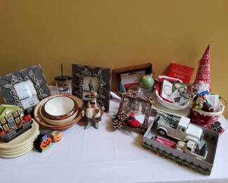 Mixed Holiday Dcor Lot  Halloween, Fall, and Christmas Decorations