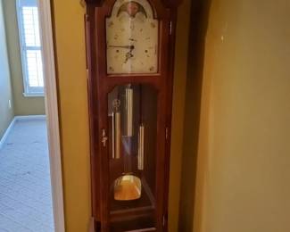 003 Ethan Allen Grandfather Clock Model 7070 with MoonPhase Dial  Winding Crank