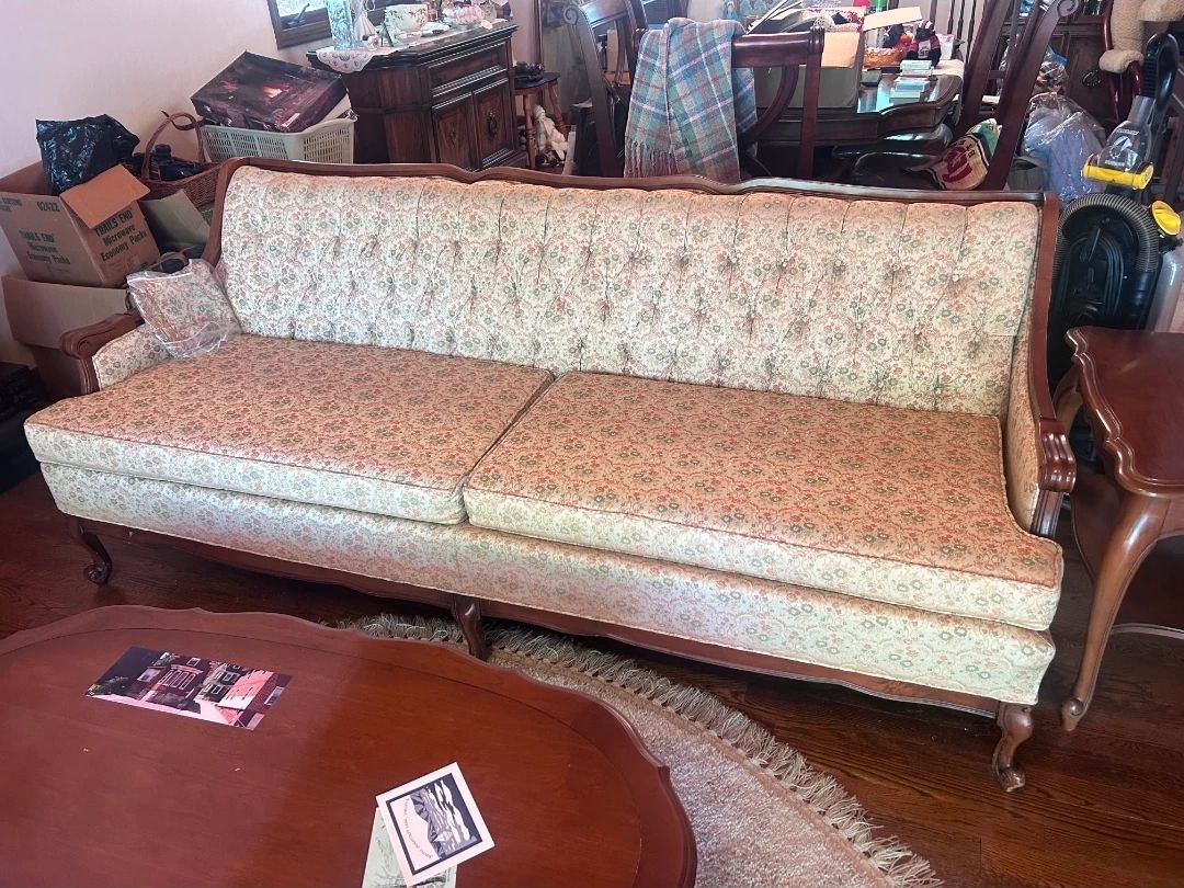 Frenc provencial in pecan finish. Sturdy, comfy...see pther pieces in this room that co ordinate. 3 seater, 2 cushion.