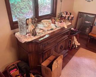 dining room. pic of table & chairs soon