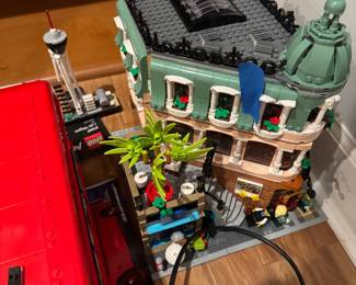 Lego Icon Boutique Hotel 10297