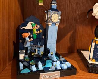 Lego Disney: Peter Pan & Wendys Flight over London 43232