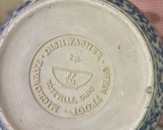 Roseville Ohio Pottery Blue and White Spongeware 2 Quart Mixing Bowl