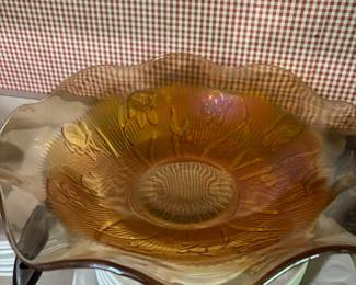 Jeannette Iris Marigold Scalloped Edge Carnival Glass Centerpiece Bowl