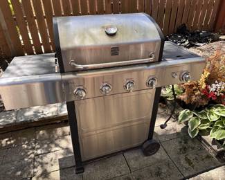 Kenmore gas grill with side burner