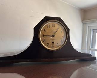 Vintage Sessions Mantle Clock