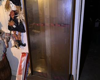 6 rifle cabinet - Available for Pre-sale
