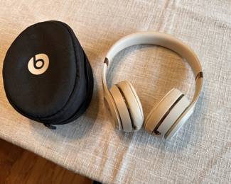 Beats Solo3 Bluetooth Headphones