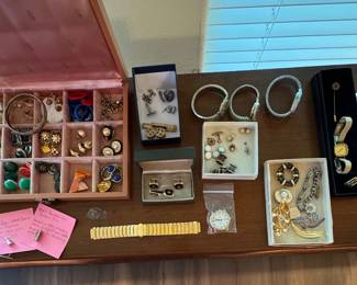 Some NASA & military memorabilia 