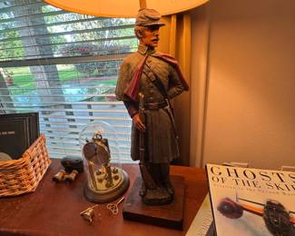 Pair of Civil War soldier lamps