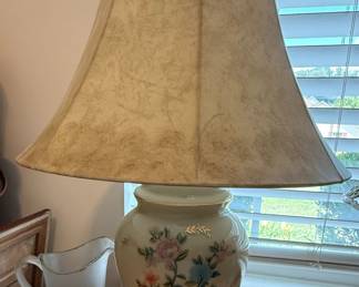 Chinoiserie Floral Porcelain Table Lamp Style