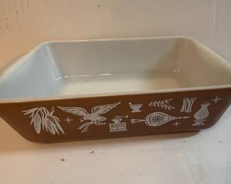 Pyrex Early American Casserole Dish