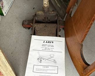 Larin Hydraulic Service Jack