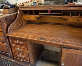 Oak Roll Top Desk Style